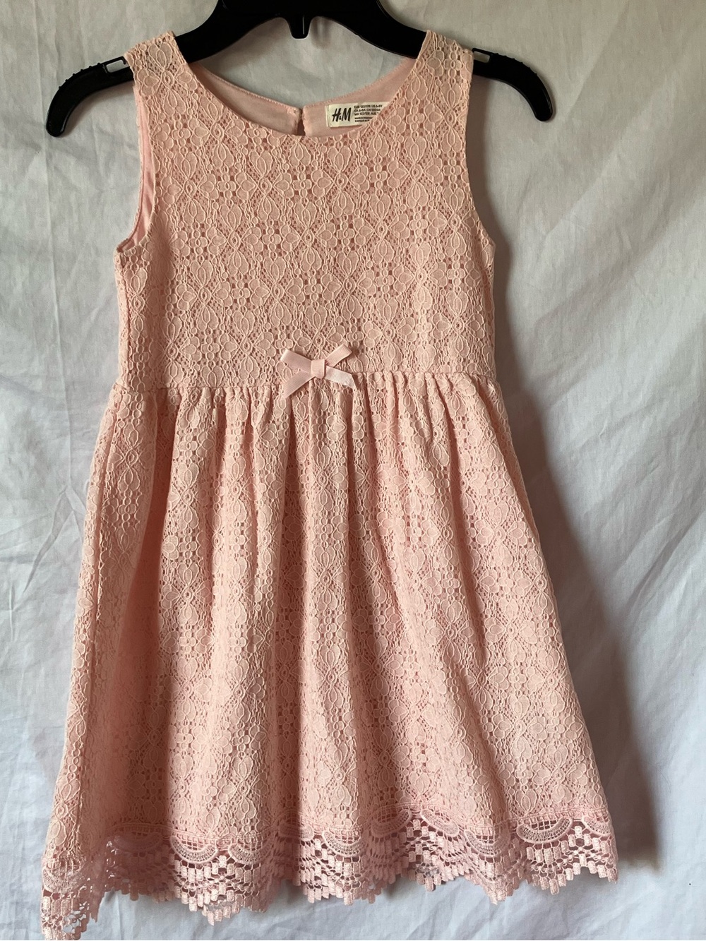 H&M Light Pink Lace Bow Party Dress size 6-8.